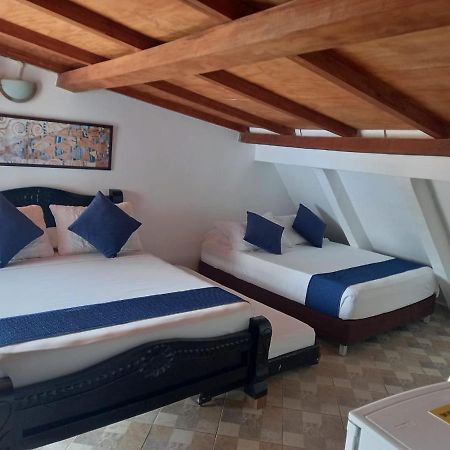 Hotel Plaza De La Trinidad Cartagena Exterior photo