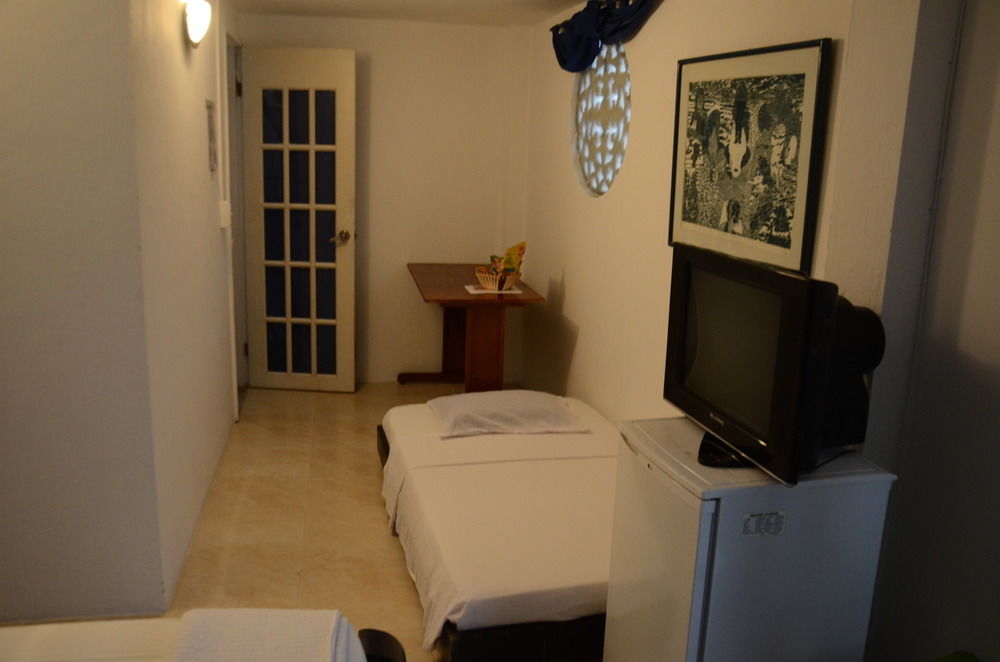 Hotel Plaza De La Trinidad Cartagena Exterior photo